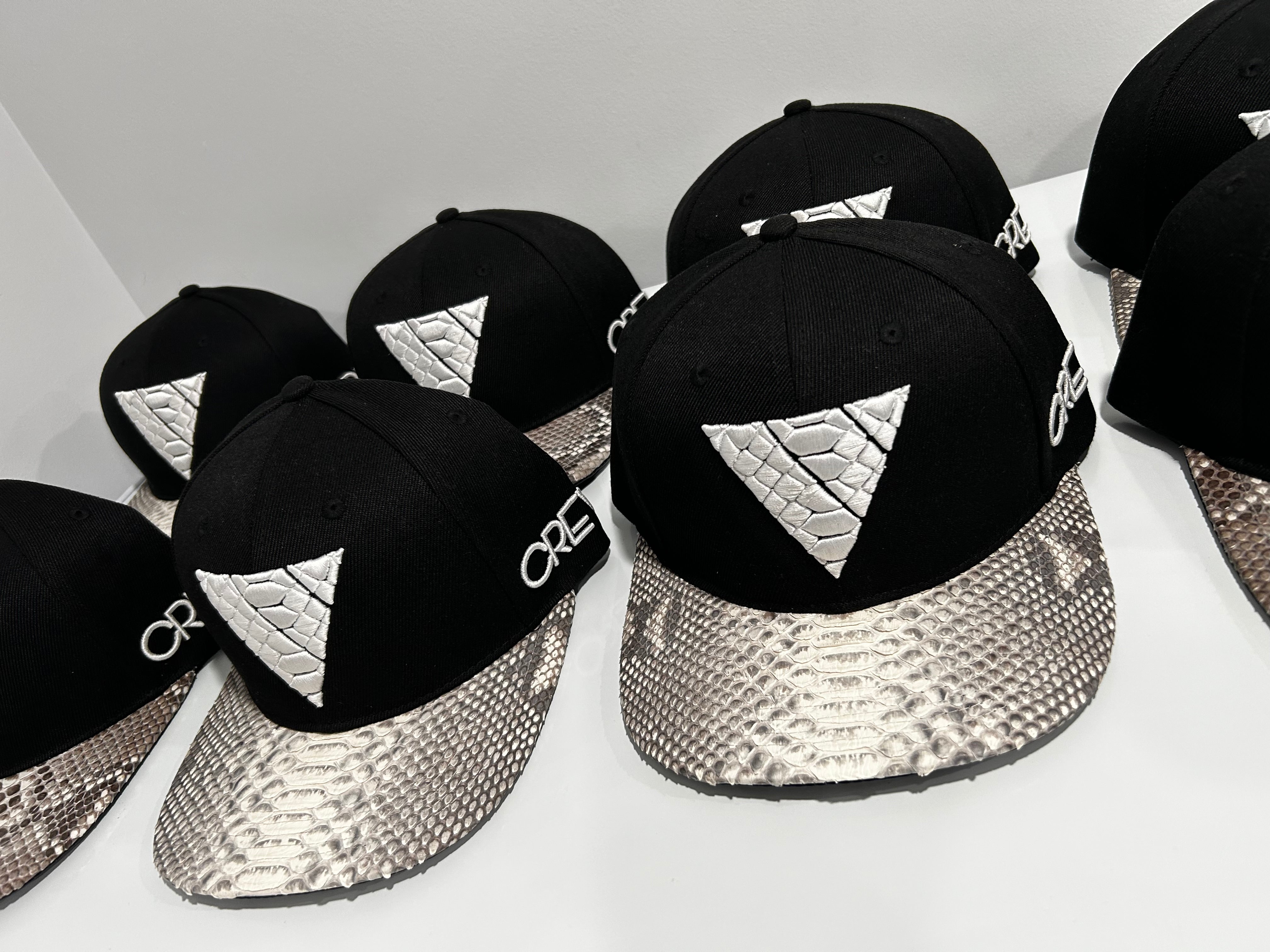 V50 STRAPBACK